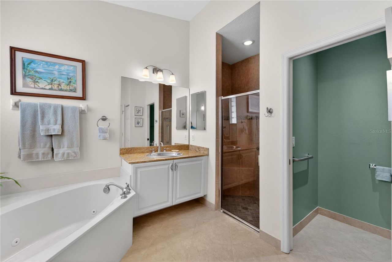 6502 42nd Street E, Sarasota, FL 34243 Photo