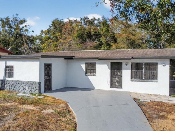 101 W CELESTE STREET, APOPKA, FL 32703