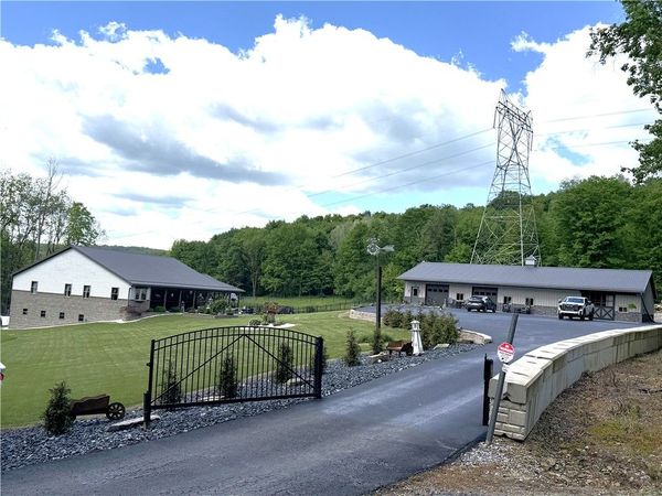 189 Josh Dr, Glen Campbell, PA 15742