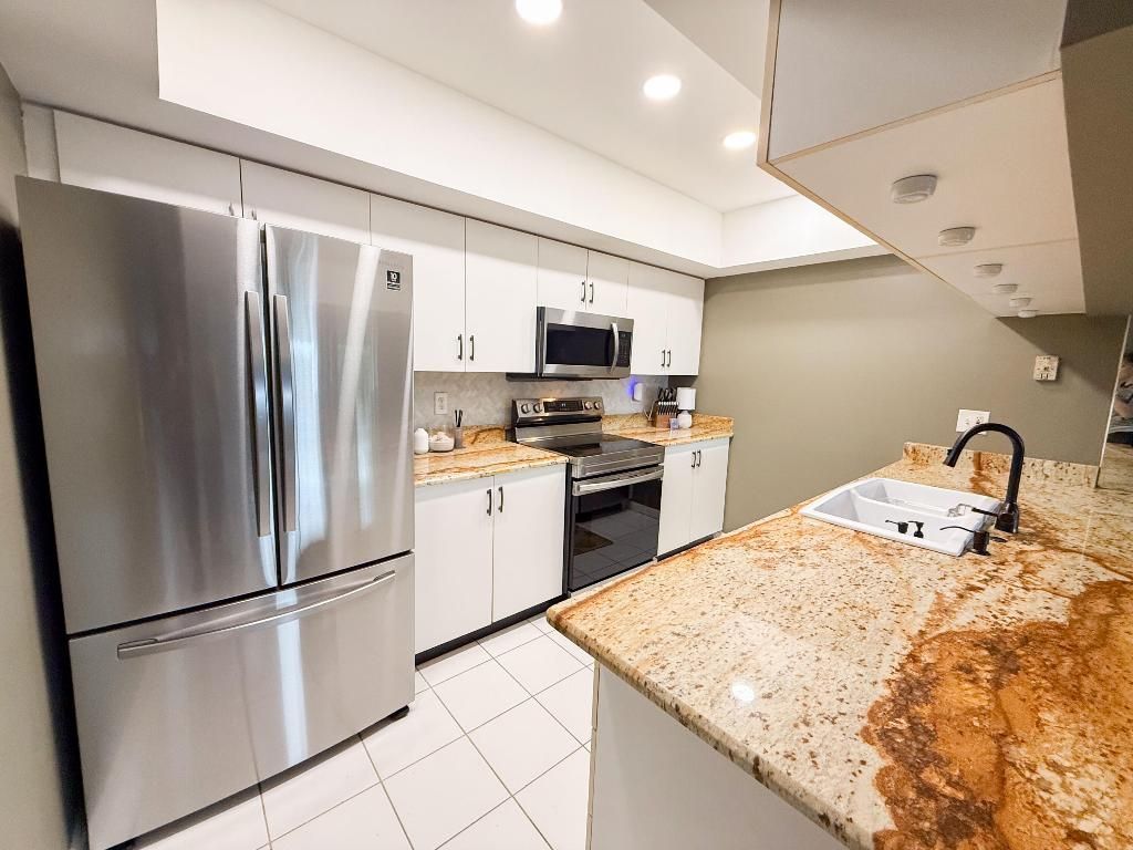 169 Waterside Drive, Hypoluxo, FL 33462 Photo