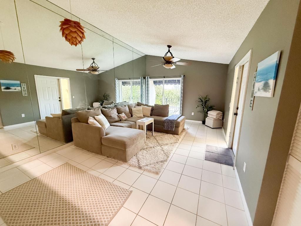 169 Waterside Drive, Hypoluxo, FL 33462 Photo