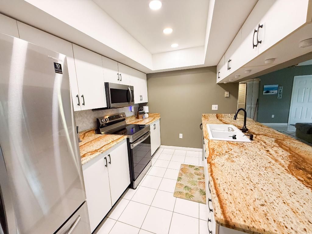 169 Waterside Drive, Hypoluxo, FL 33462 Photo