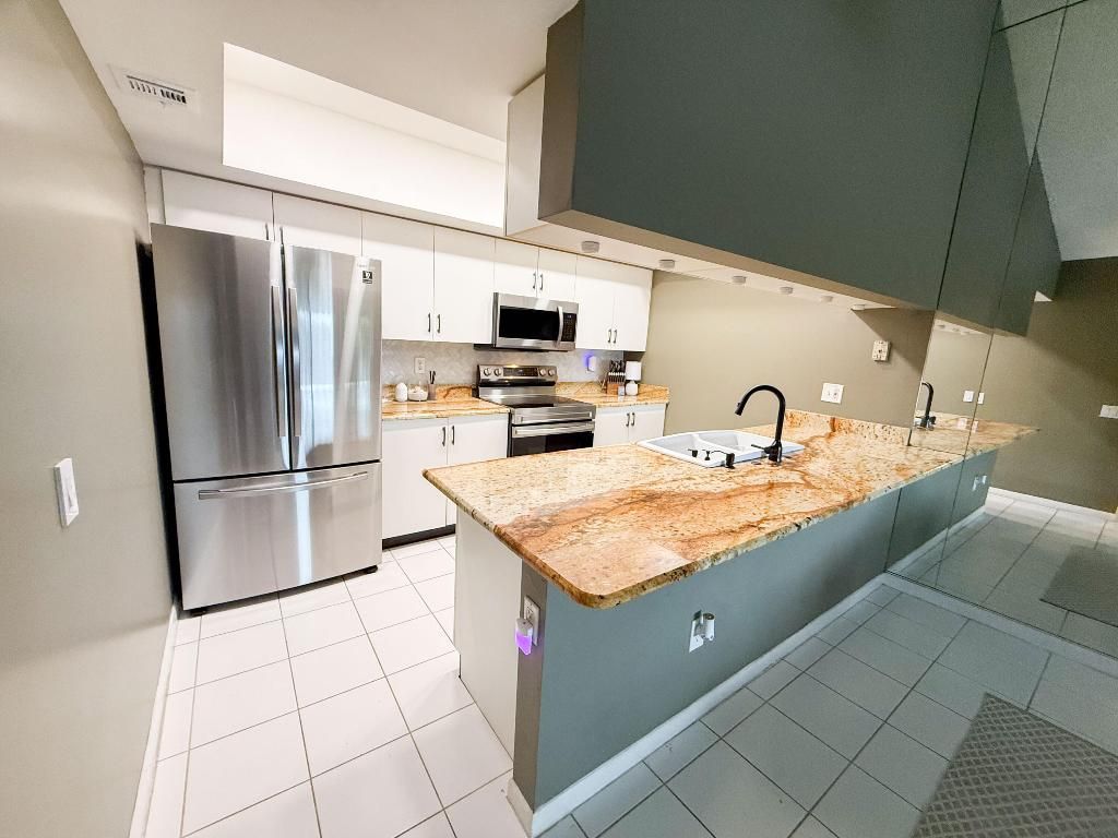 169 Waterside Drive, Hypoluxo, FL 33462 Photo