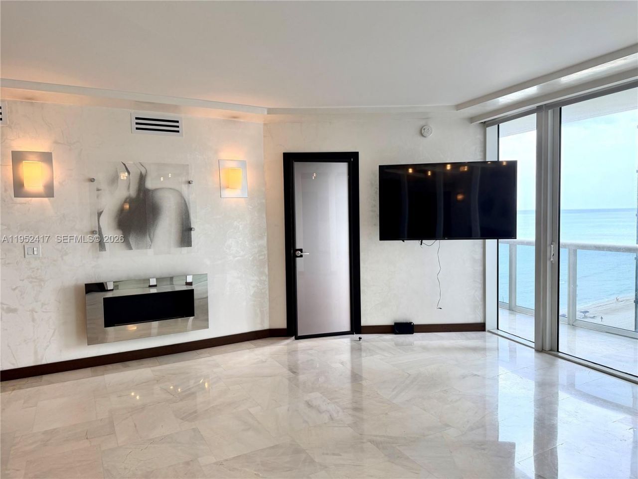 17201 Collins Ave+den, Unit 1403, Sunny Isles Beach, FL 33160 Photo