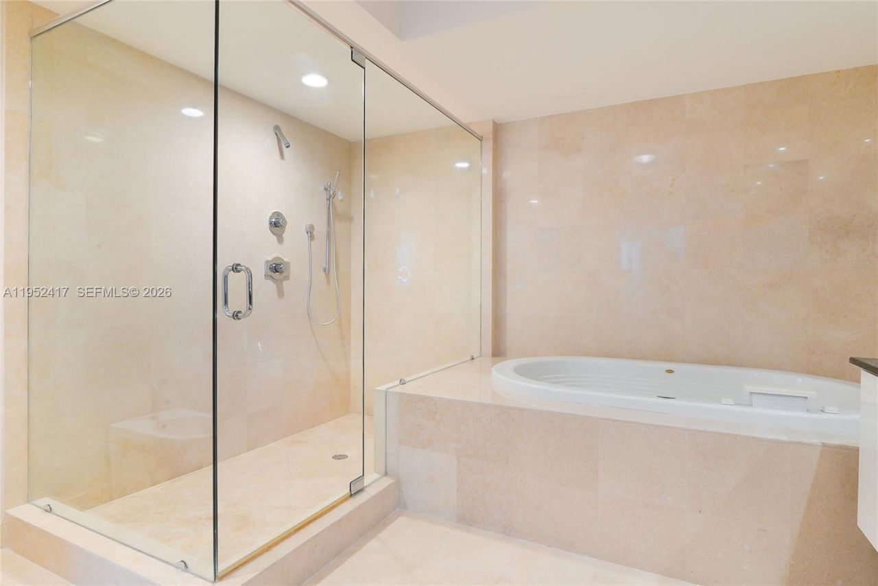 17201 Collins Ave+den, Unit 1403, Sunny Isles Beach, FL 33160 Photo