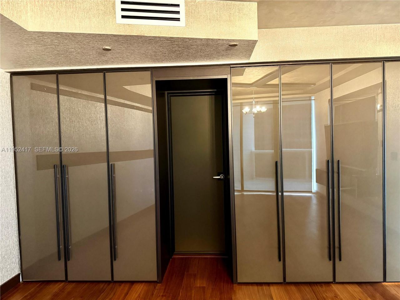 17201 Collins Ave+den, Unit 1403, Sunny Isles Beach, FL 33160 Photo