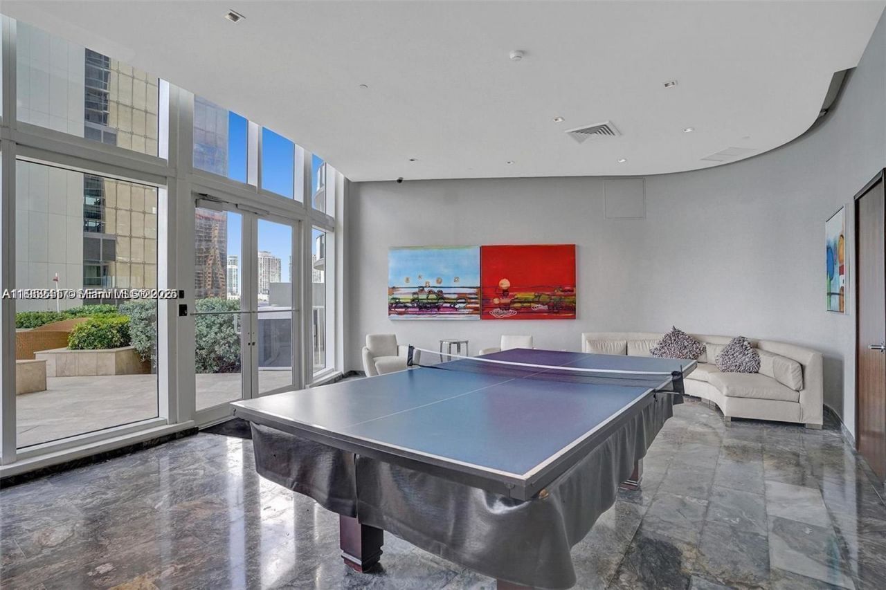 17201 Collins Ave+den, Unit 1403, Sunny Isles Beach, FL 33160 Photo