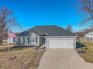 37806 E 316th Street, Garden City, MO 64747