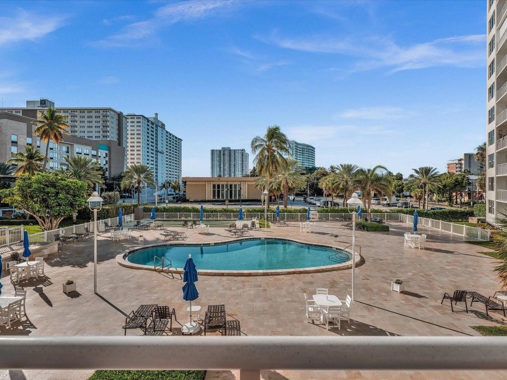 201 N Ocean Boulevard, Unit 202, Pompano Beach, FL 33062 Photo