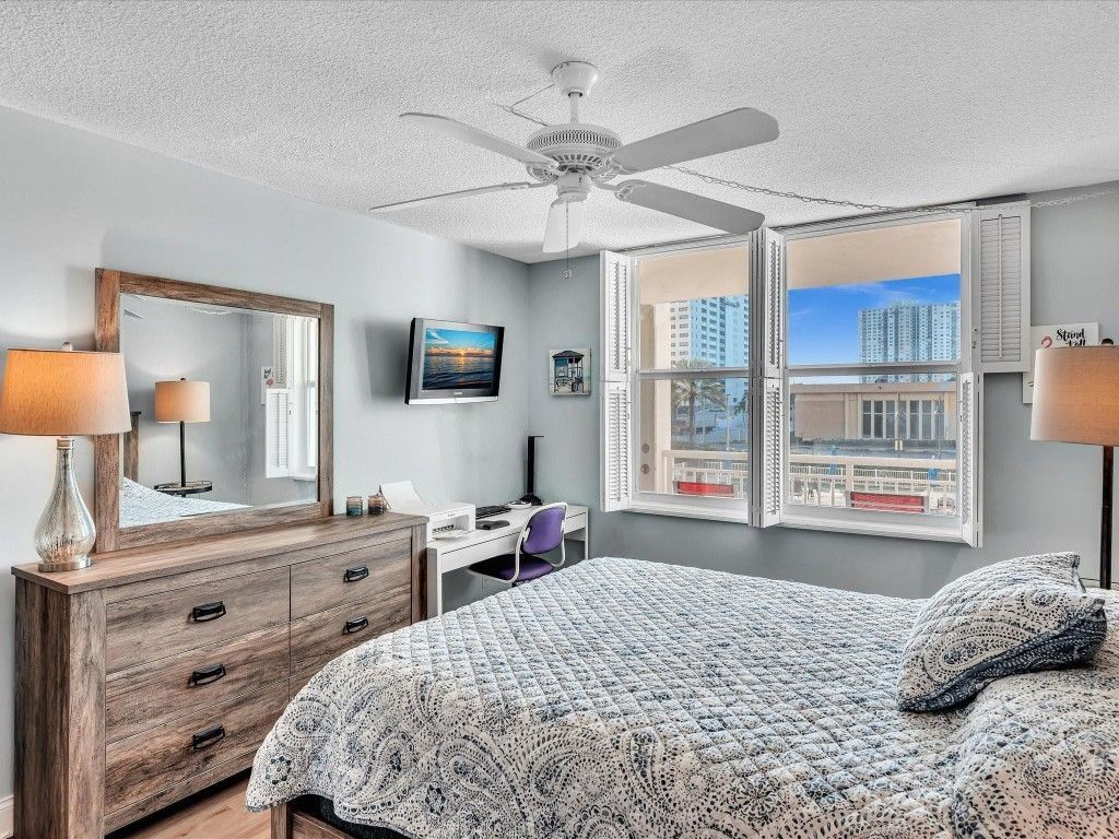 201 N Ocean Boulevard, Unit 202, Pompano Beach, FL 33062 Photo