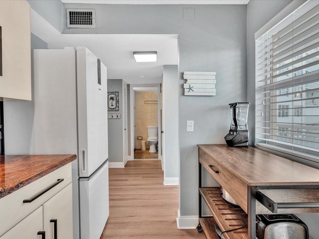 201 N Ocean Boulevard, Unit 202, Pompano Beach, FL 33062 Photo