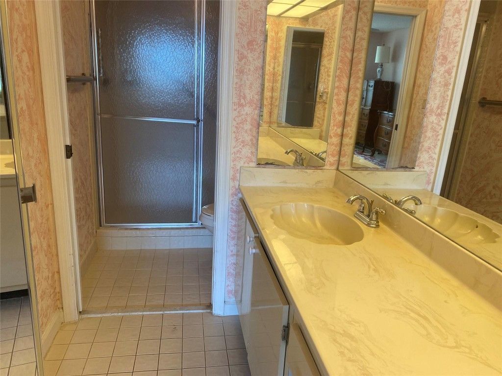 7280 S Devon Drive, Unit 208, Fort Lauderdale, FL 33321 Photo