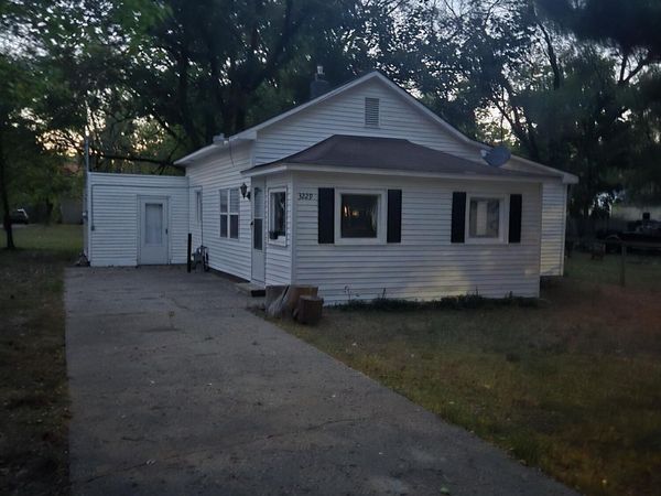3229 7th Street, Muskegon Heights, MI 49444