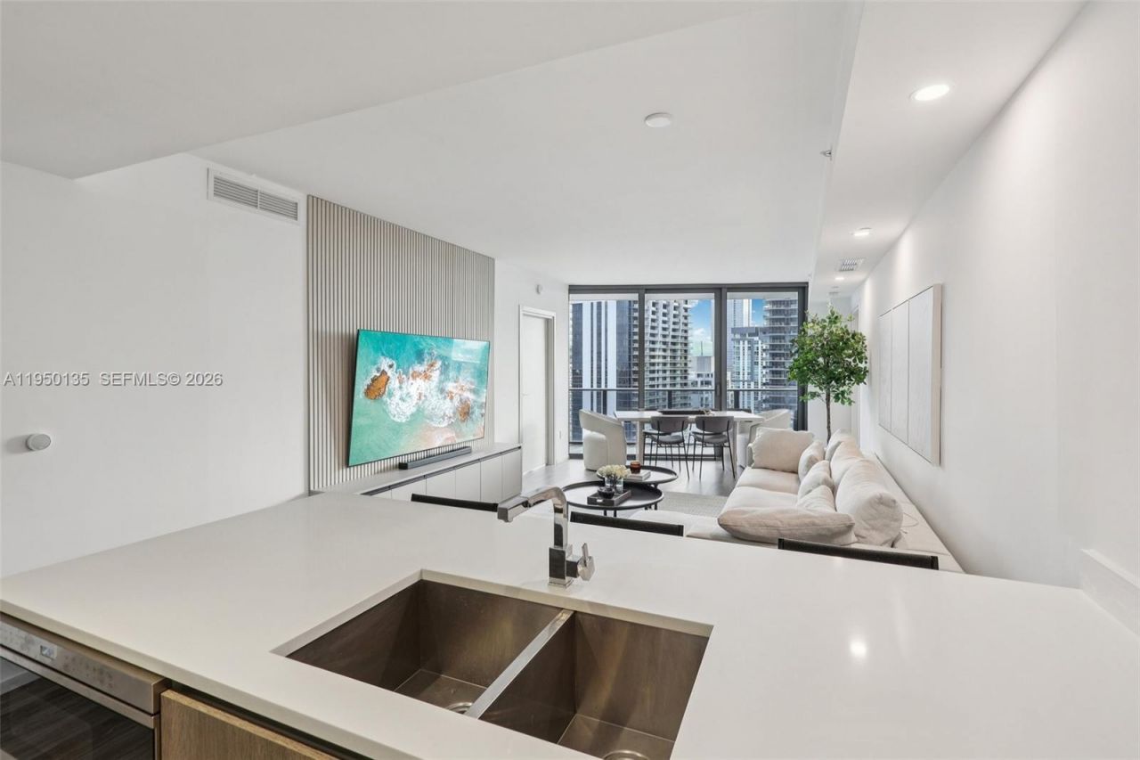 801 S Miami Ave, Unit 3802, Miami, FL 33130 Photo