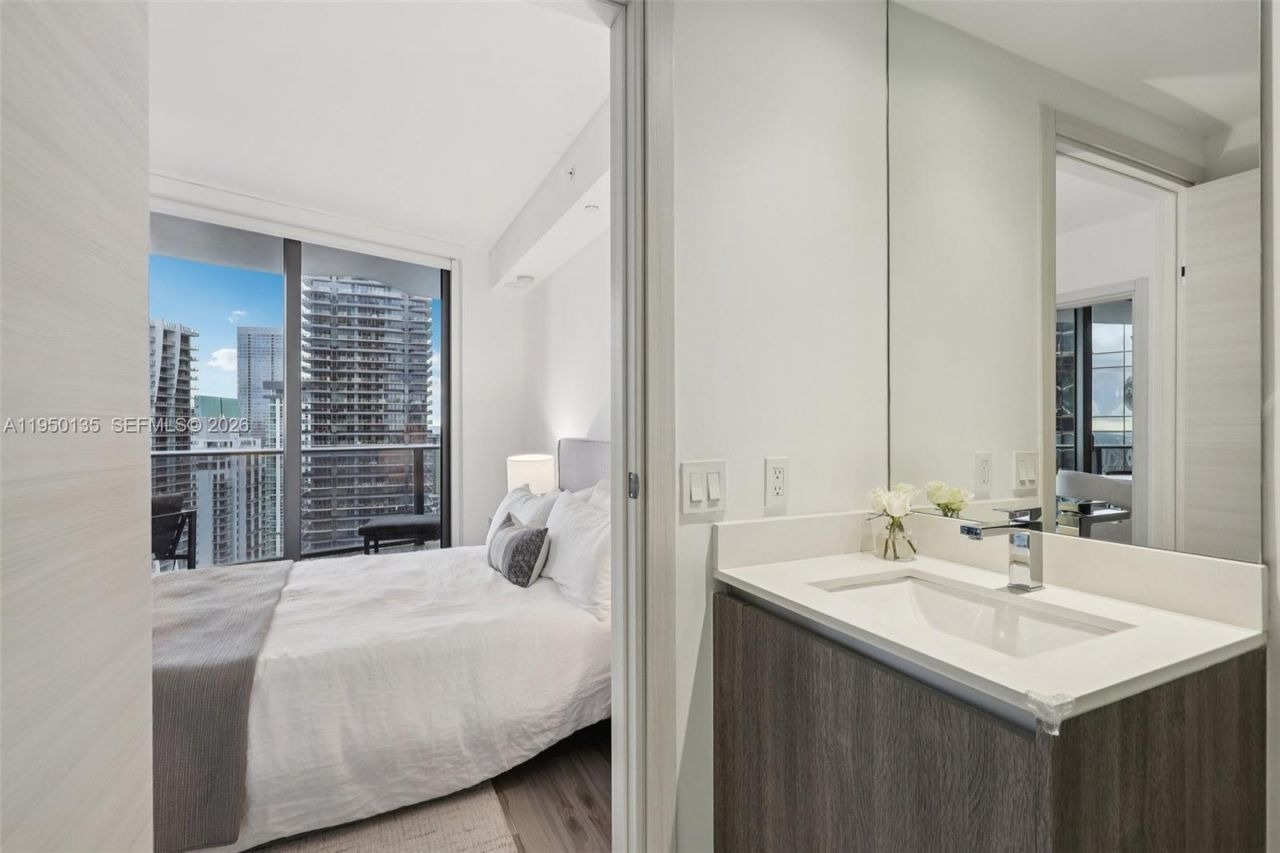 801 S Miami Ave, Unit 3802, Miami, FL 33130 Photo