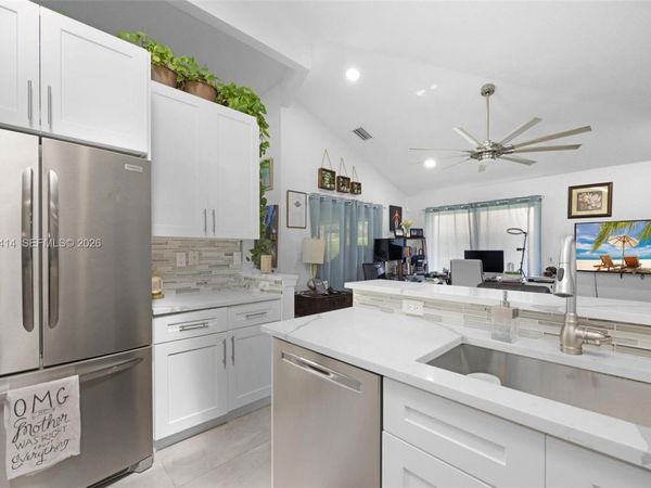 12714 NW 19th Mnr, Coral Springs, FL 33071