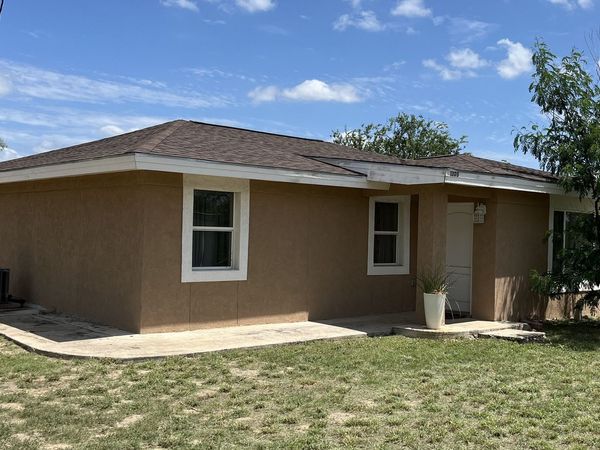 1305 N 1st, Carrizo Springs, TX 78834