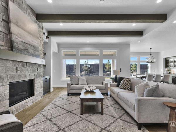 1911 W Timberstone Dr, Eagle, ID 83616