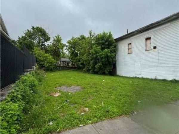 806 Butternut Street, Syracuse, NY 13208