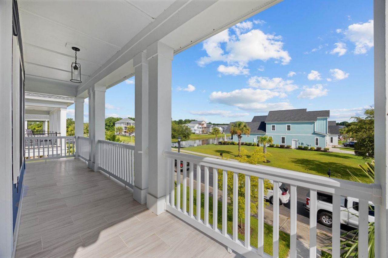 736 Crystal Water Way Photo 10