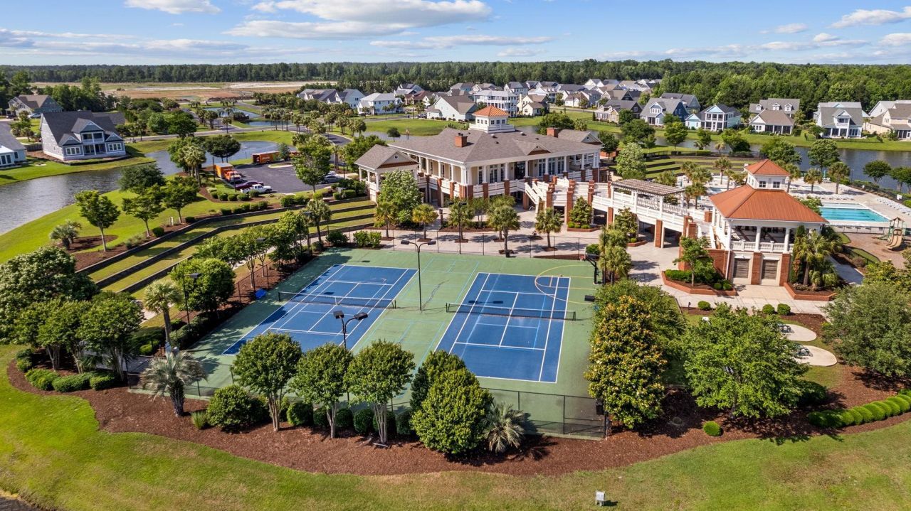 736 Crystal Water Way Photo 20