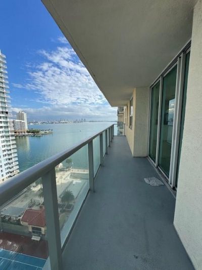 1155 Brickell Bay Dr, Unit 1802, Miami, FL 33131 Photo