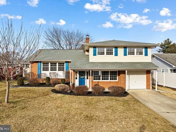 2603 HERITAGE FARM DRIVE, WILMINGTON, DE 19808