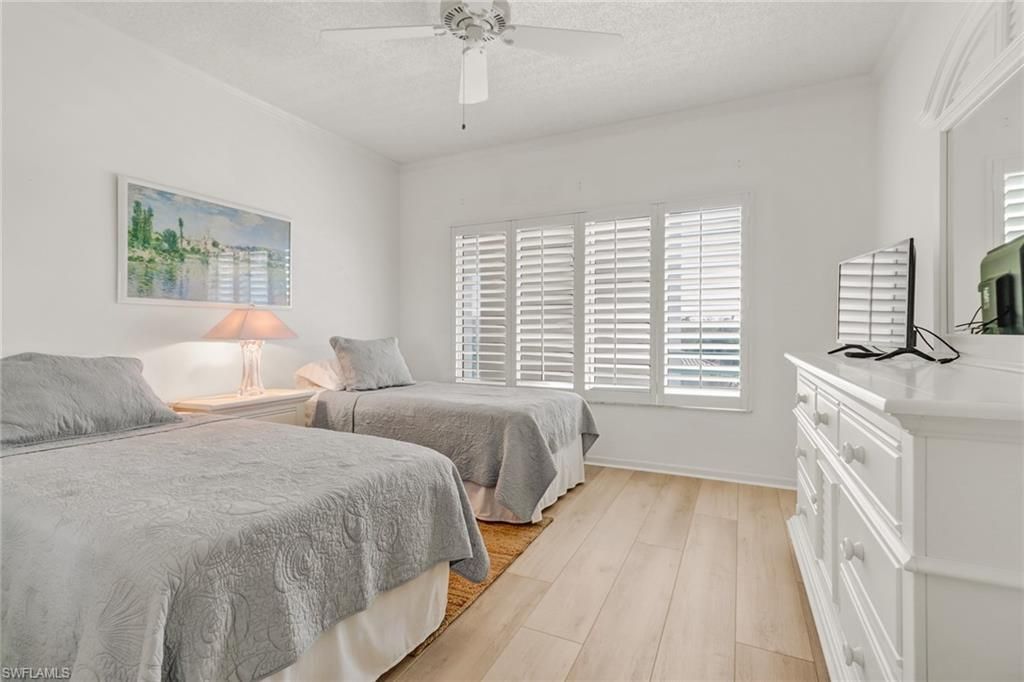 205 Park Shore Dr , Unit 4-443, Naples, FL 34103 Photo