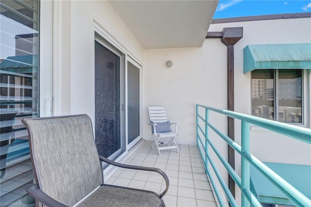 205 Park Shore Dr , Unit 4-443, Naples, FL 34103 Photo