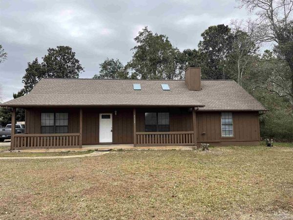 4628 Pebble Creek Dr, Pensacola, FL 32526