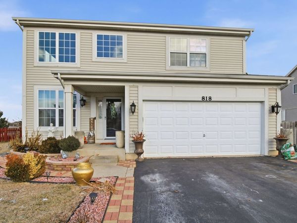 818 Vertin Boulevard, Shorewood, IL 60404