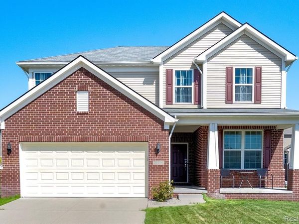 29816 AUTUMN GOLD Drive, Lyon Twp, MI 48165