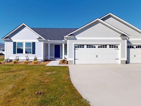 105 Gorman Place, La Grange, NC 28551