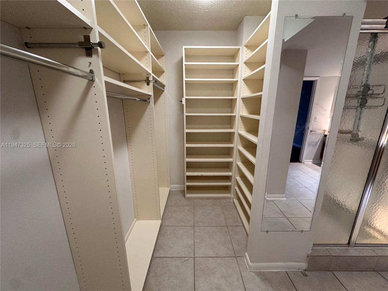 600 Biltmore Way, Unit 318, Coral Gables, FL 33134 Photo