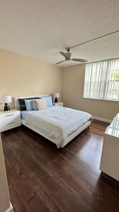 19901 E Country Club Dr, Unit 2202, Aventura, FL 33180 Photo