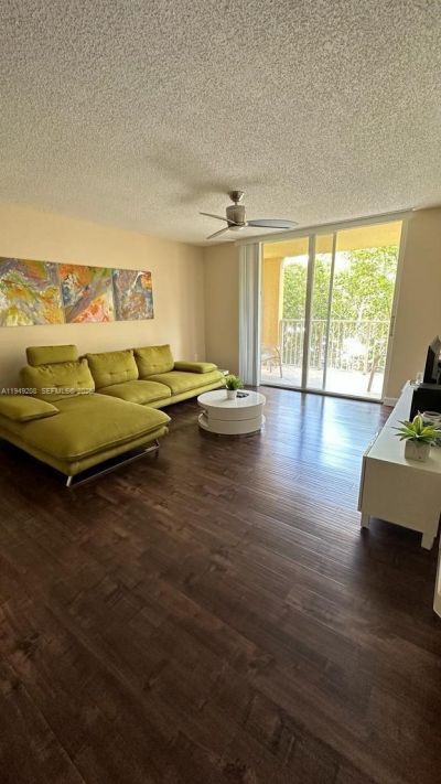 19901 E Country Club Dr, Unit 2202, Aventura, FL 33180 Photo