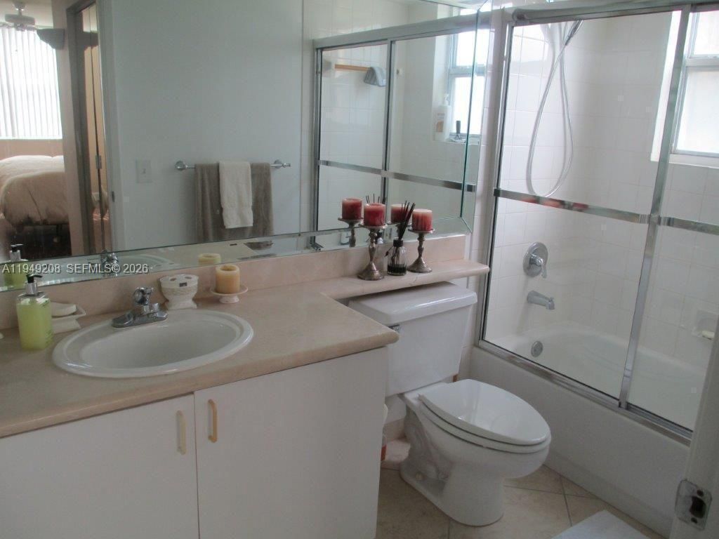 19901 E Country Club Dr, Unit 2202, Aventura, FL 33180 Photo