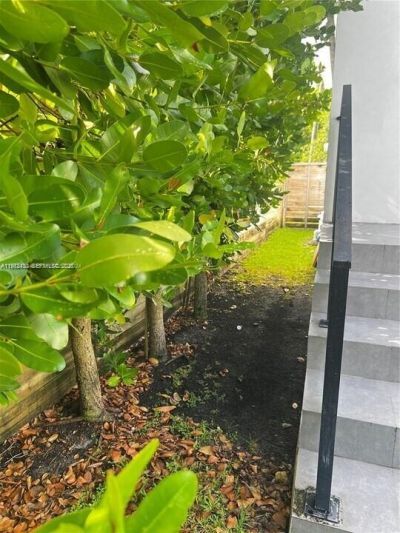 15 NW 52nd St, Miami, FL 33127 Photo