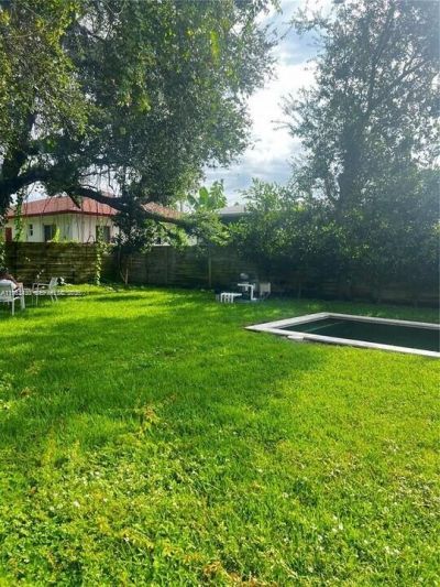 15 NW 52nd St, Miami, FL 33127 Photo