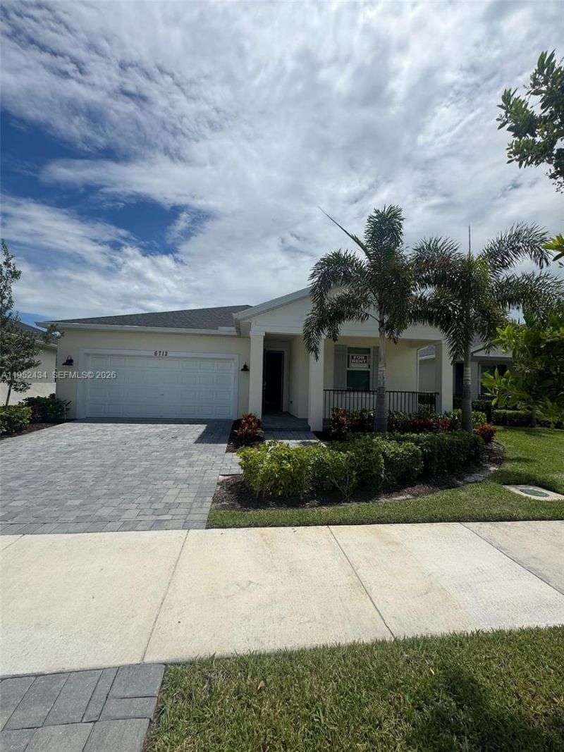 6712 NW Cloverdale Ave, Port Saint Lucie, FL 34987 Photo