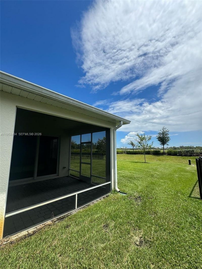 6712 NW Cloverdale Ave, Port Saint Lucie, FL 34987 Photo