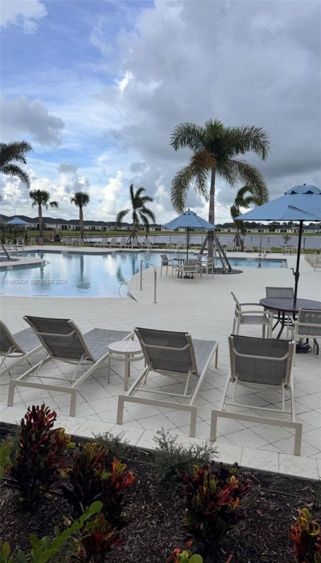 6712 NW Cloverdale Ave, Port Saint Lucie, FL 34987 Photo