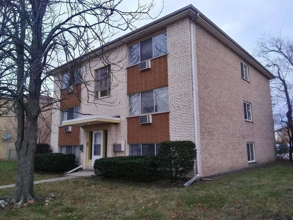 8807 Dee Road, Des Plaines, IL 60016