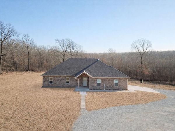 17270 S 630 Road, Wyandotte, OK 74370