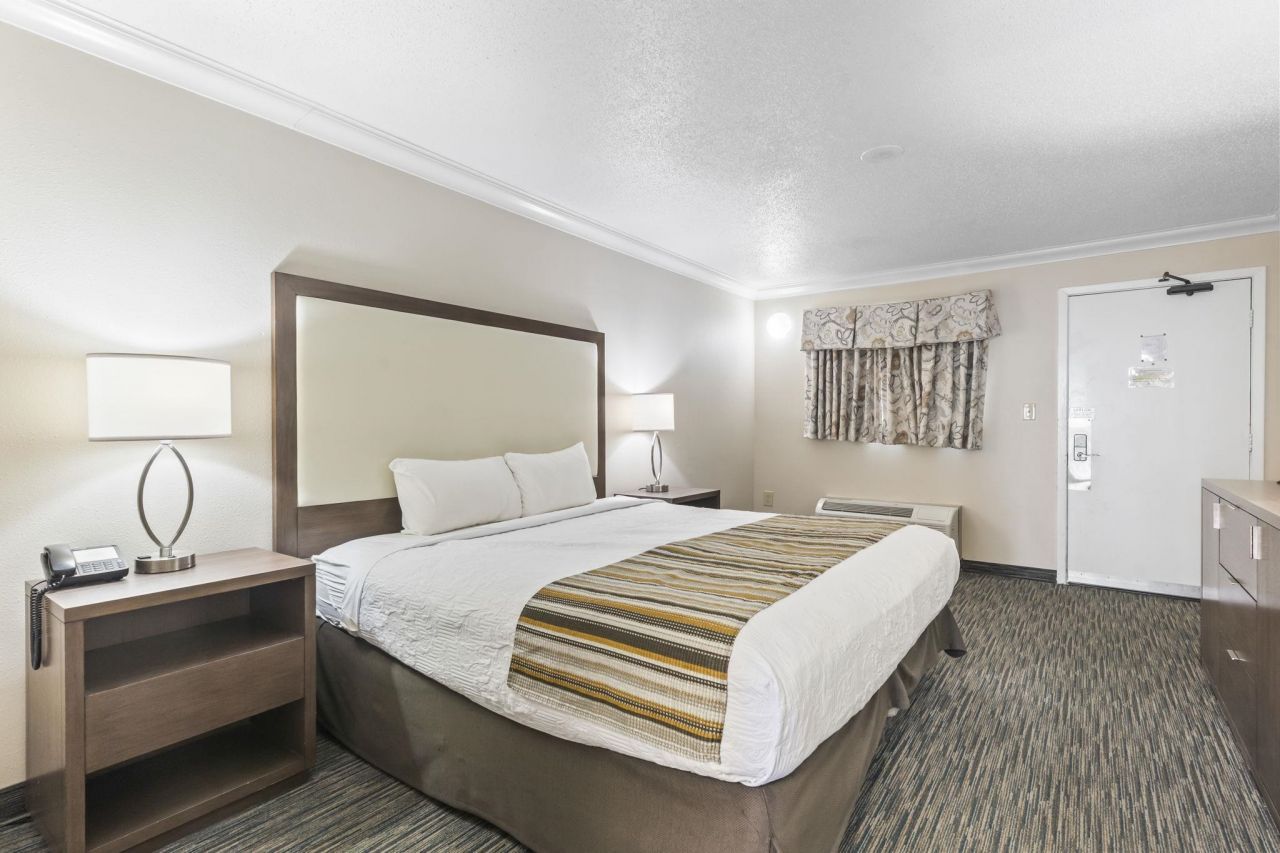 1105 S Ocean Blvd. Photo 21