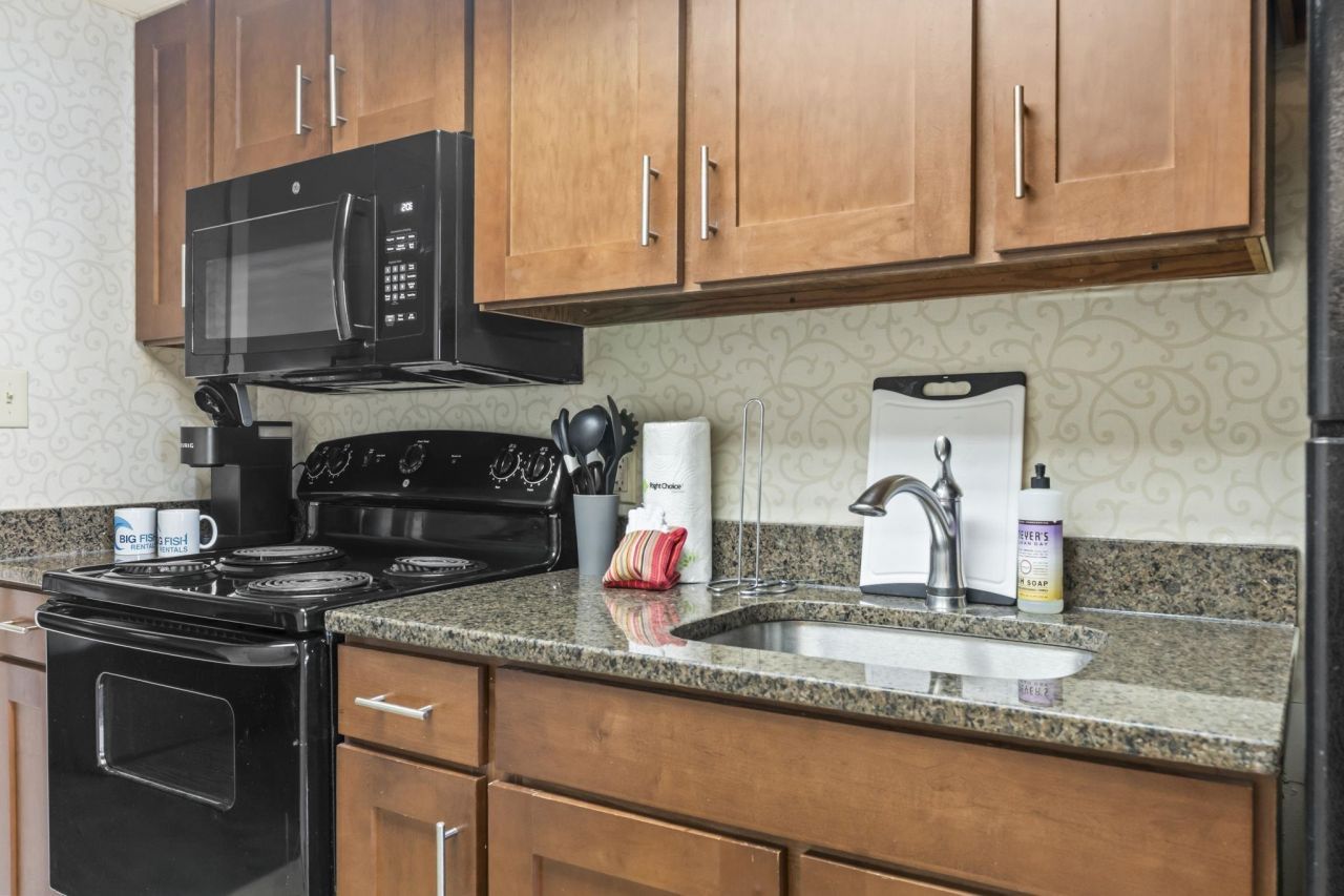 1105 S Ocean Blvd. Photo 22