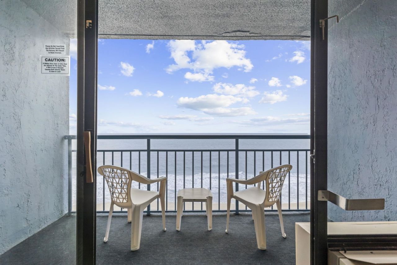 1105 S Ocean Blvd. Photo 31