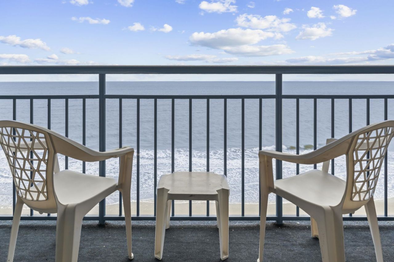 1105 S Ocean Blvd. Photo 32