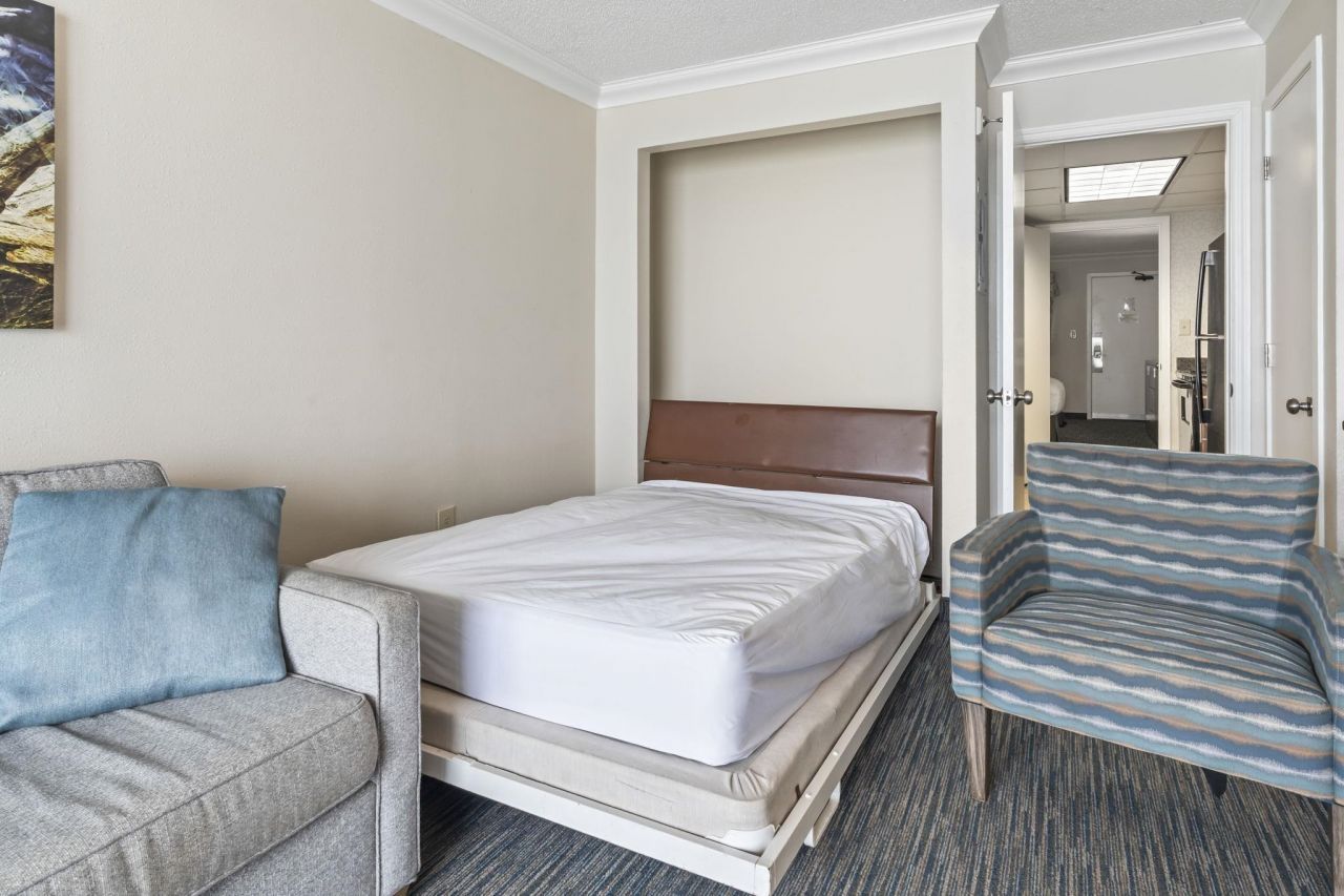 1105 S Ocean Blvd. Photo 36