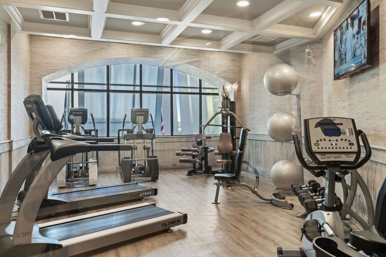 1105 S Ocean Blvd. Photo 8